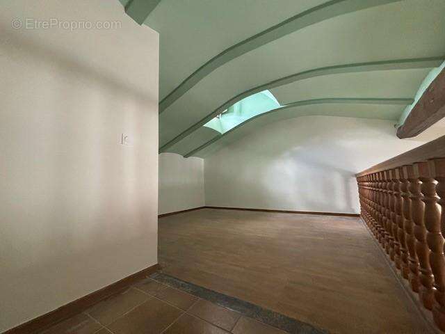   - Maison à TOULOUGES