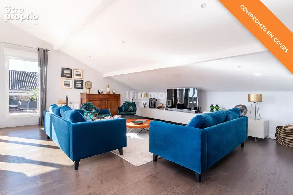 Exceptionnel toit-terrasse de 152 m² + 110 m² d’extérieur - photo 6