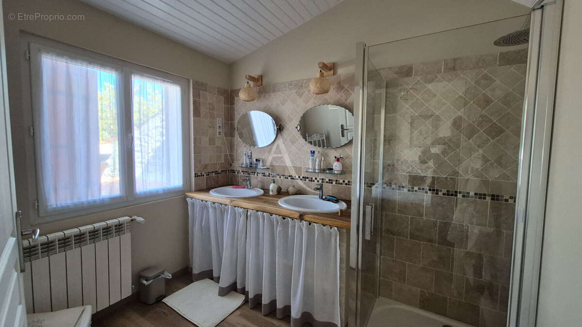 Maison Saint-Vaize avec quatre chambres au calme proche de Saintes - photo 18