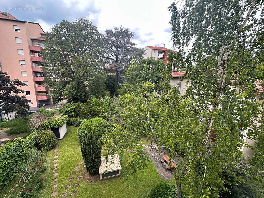 Appartement à VILLEURBANNE