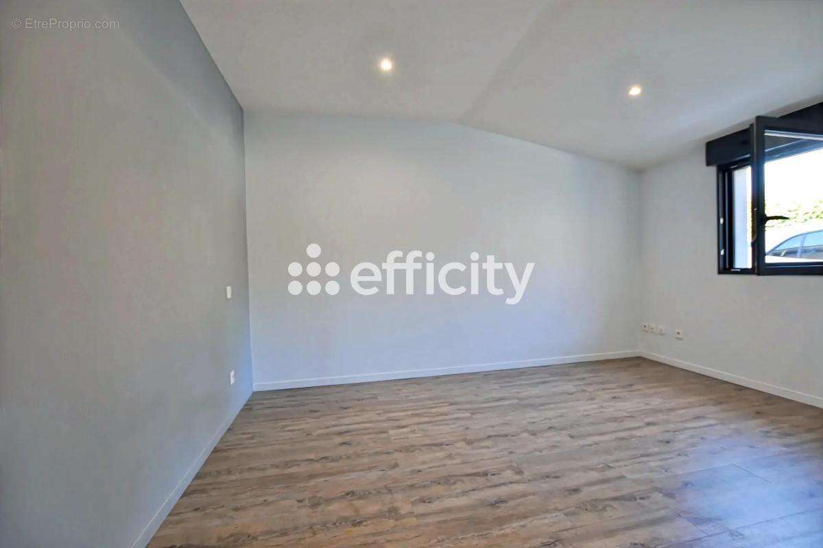 Maison 120 m² à Communay  - photo 15
