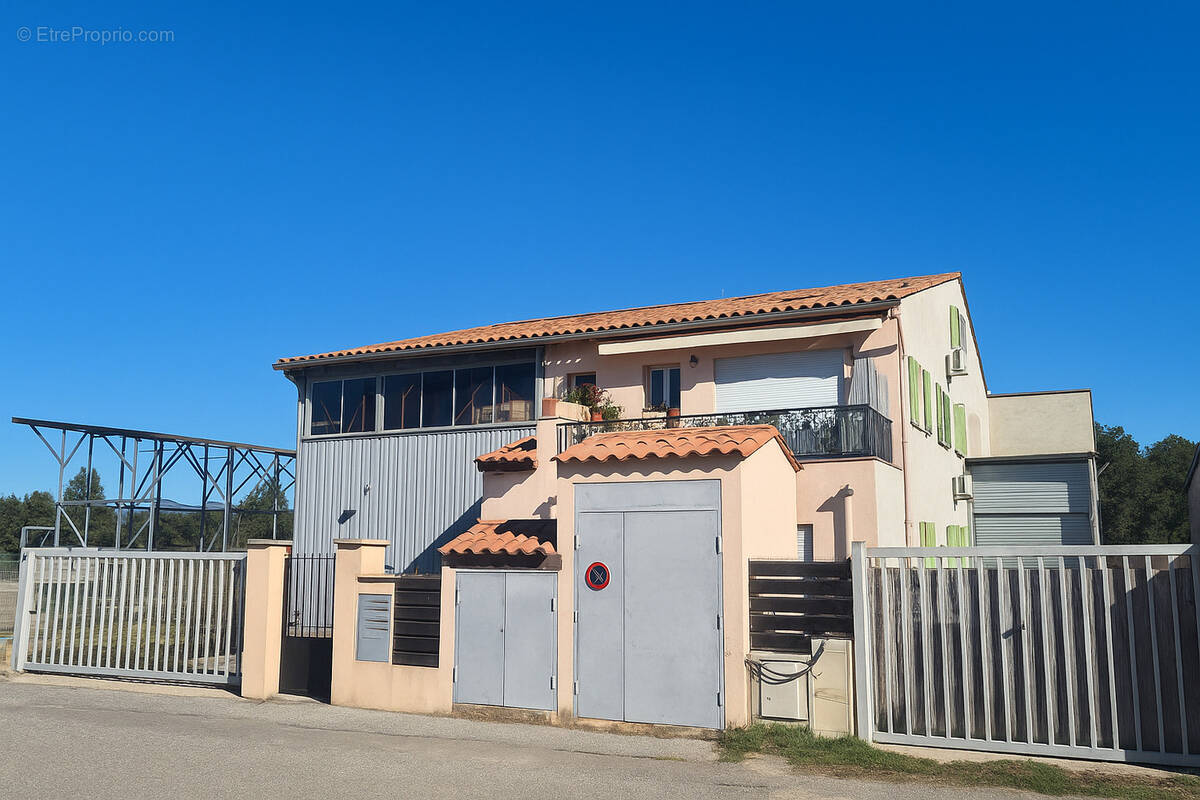 Appartement à LA CROIX-VALMER