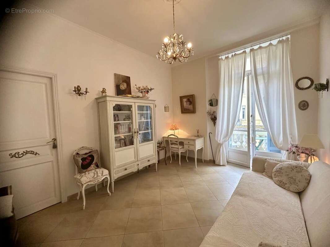 Appartement à MENTON