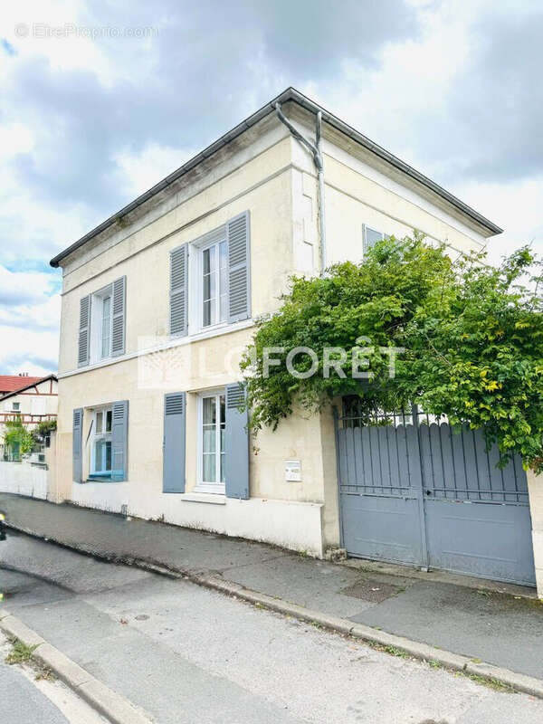 Maison à GOUVIEUX