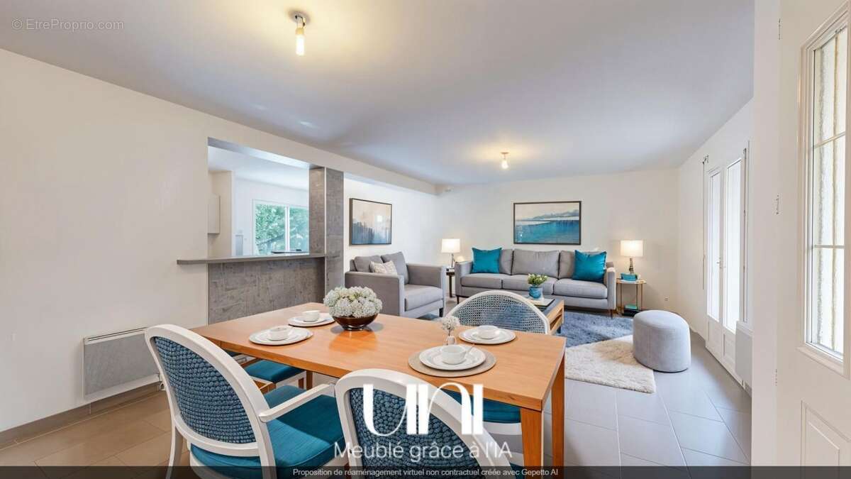 Maison à SAINT-CYR-DU-RONCERAY