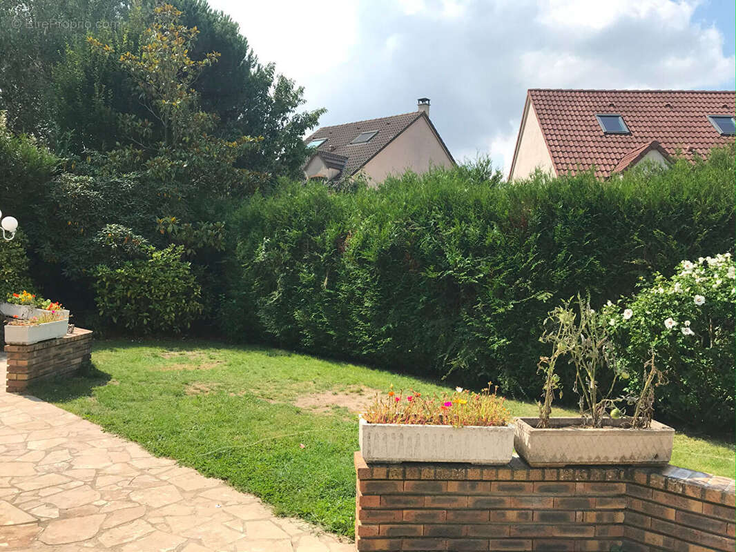 Maison à NOISY-LE-ROI