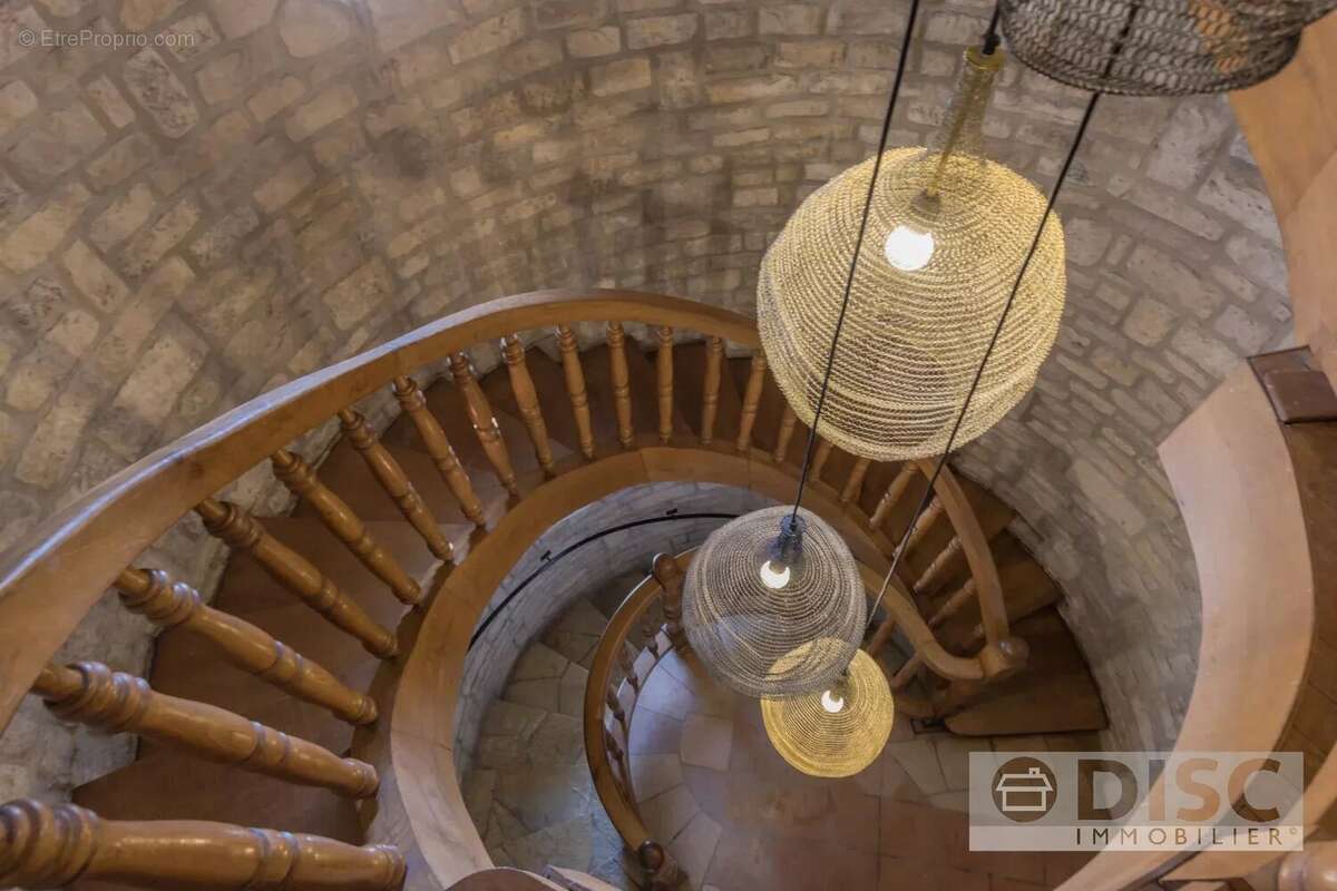Magnifique propriété avec vues à 360° à 3 minutes du centre-ville de Caussade. - photo 22