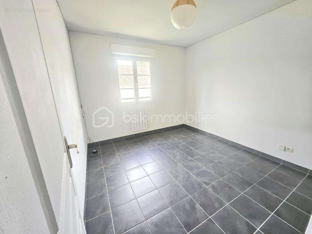 Maison de ville pleine de charme avec extérieur – Proche Gare & Commodités - photo 5