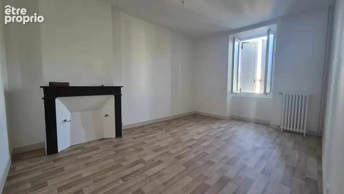 Appartement 300 m² à vendre à Bellac (87300) - photo 3