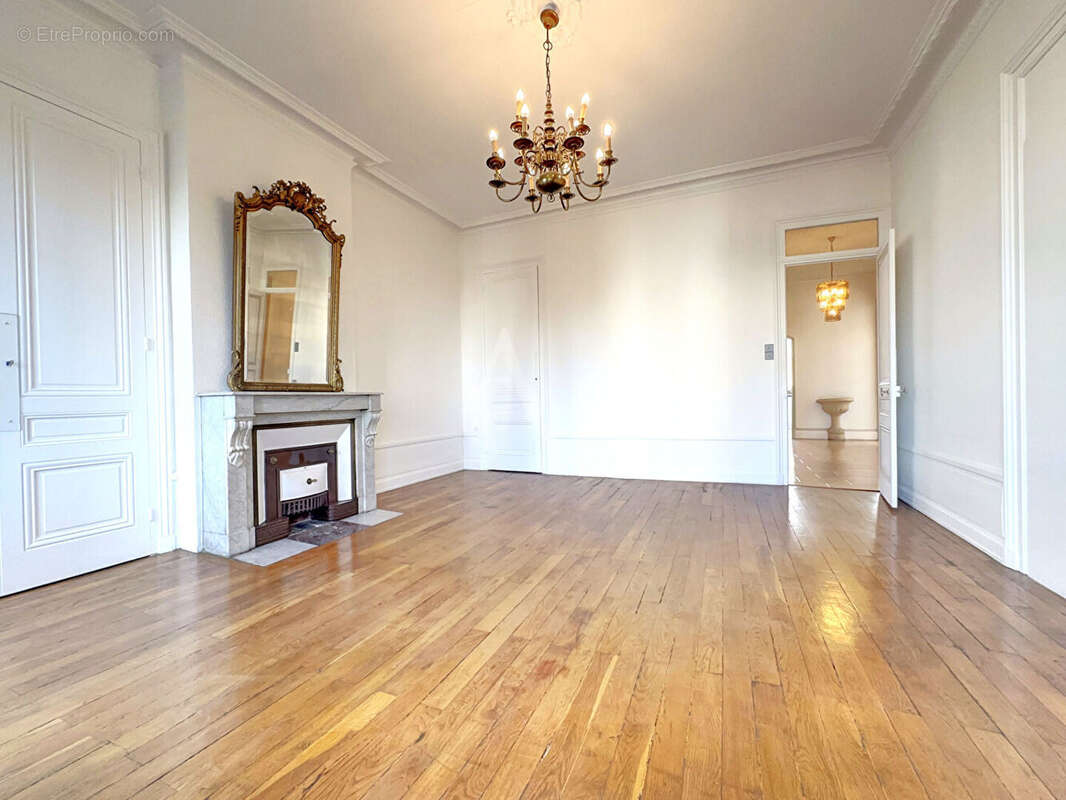 Appartement à LYON-3E