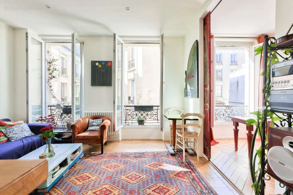 Appartement à PARIS-11E