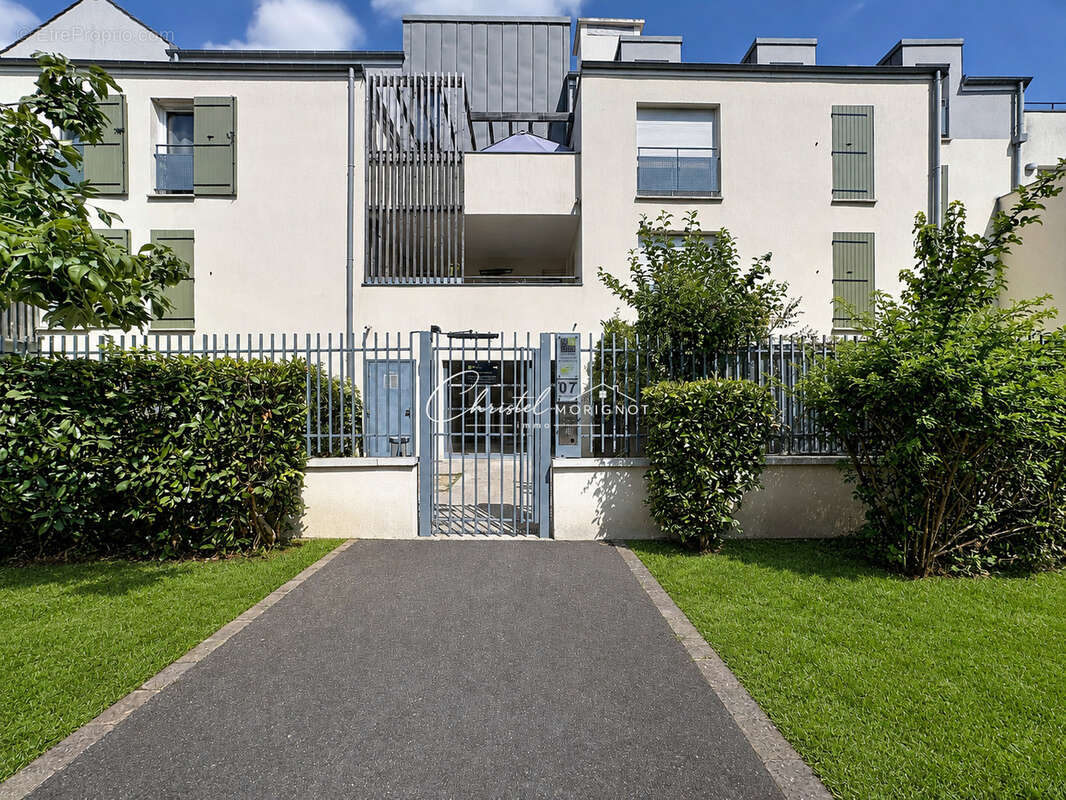 T2 centre bourg chessy de 40.33m2 avec place de parking en sous sol - photo 13