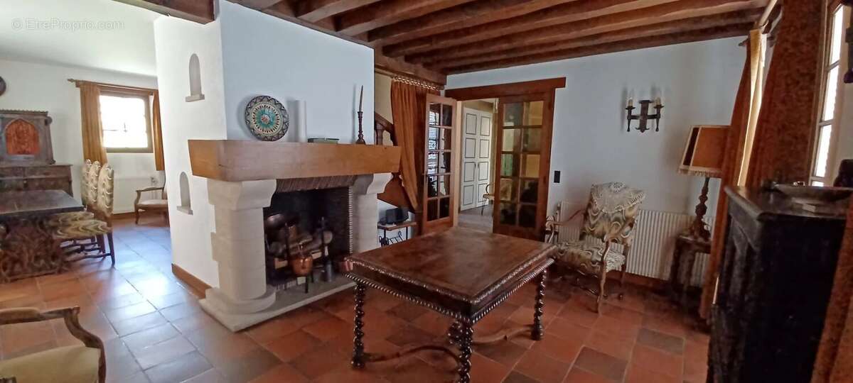 Maison à QUINCY-VOISINS