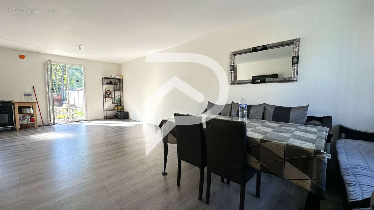 Maison à AULNAY-SOUS-BOIS