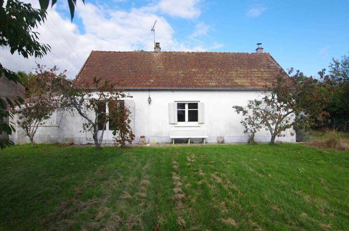 Maison à AILLANT-SUR-MILLERON
