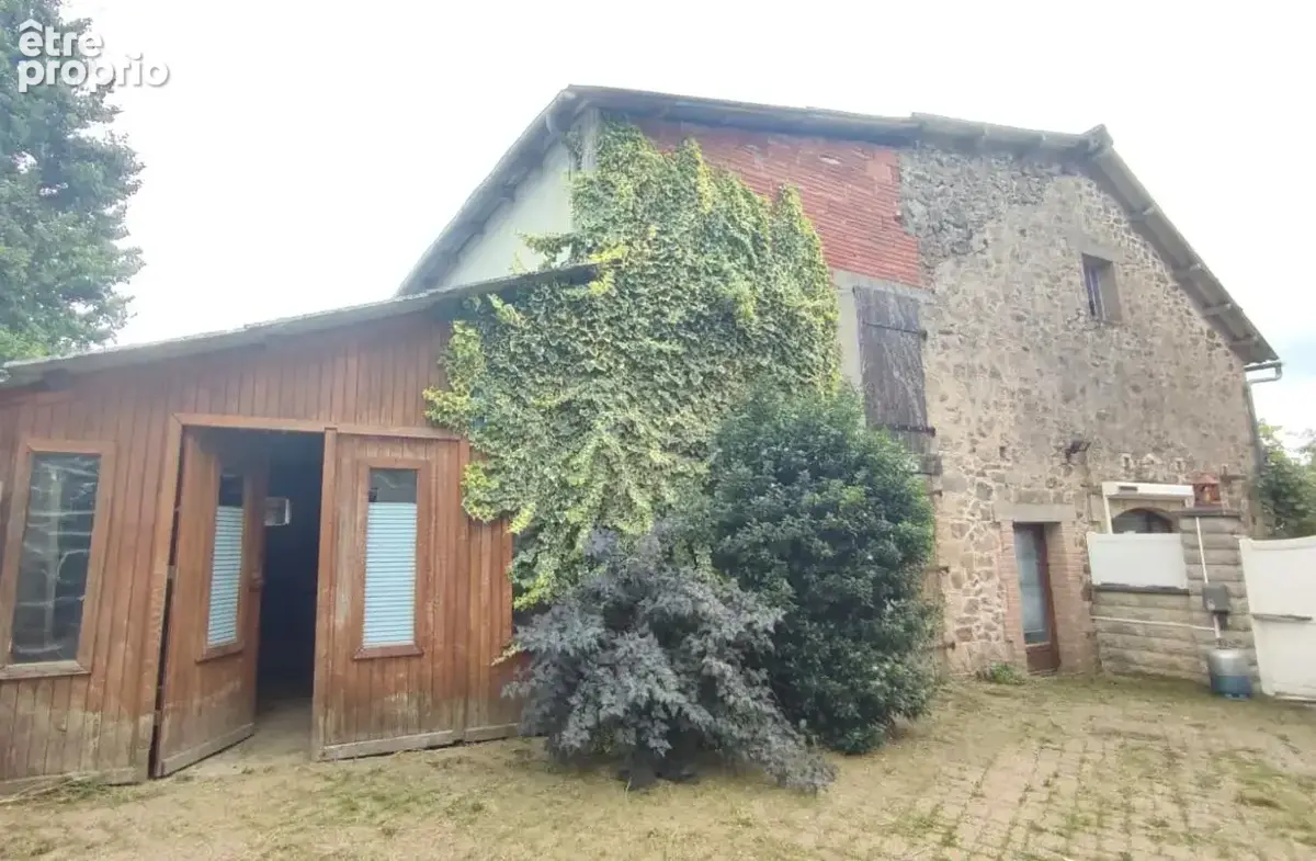 Ensemble immobilier en pierre avec terrain attenant de 5067m2 Soursac 19550 - photo 5