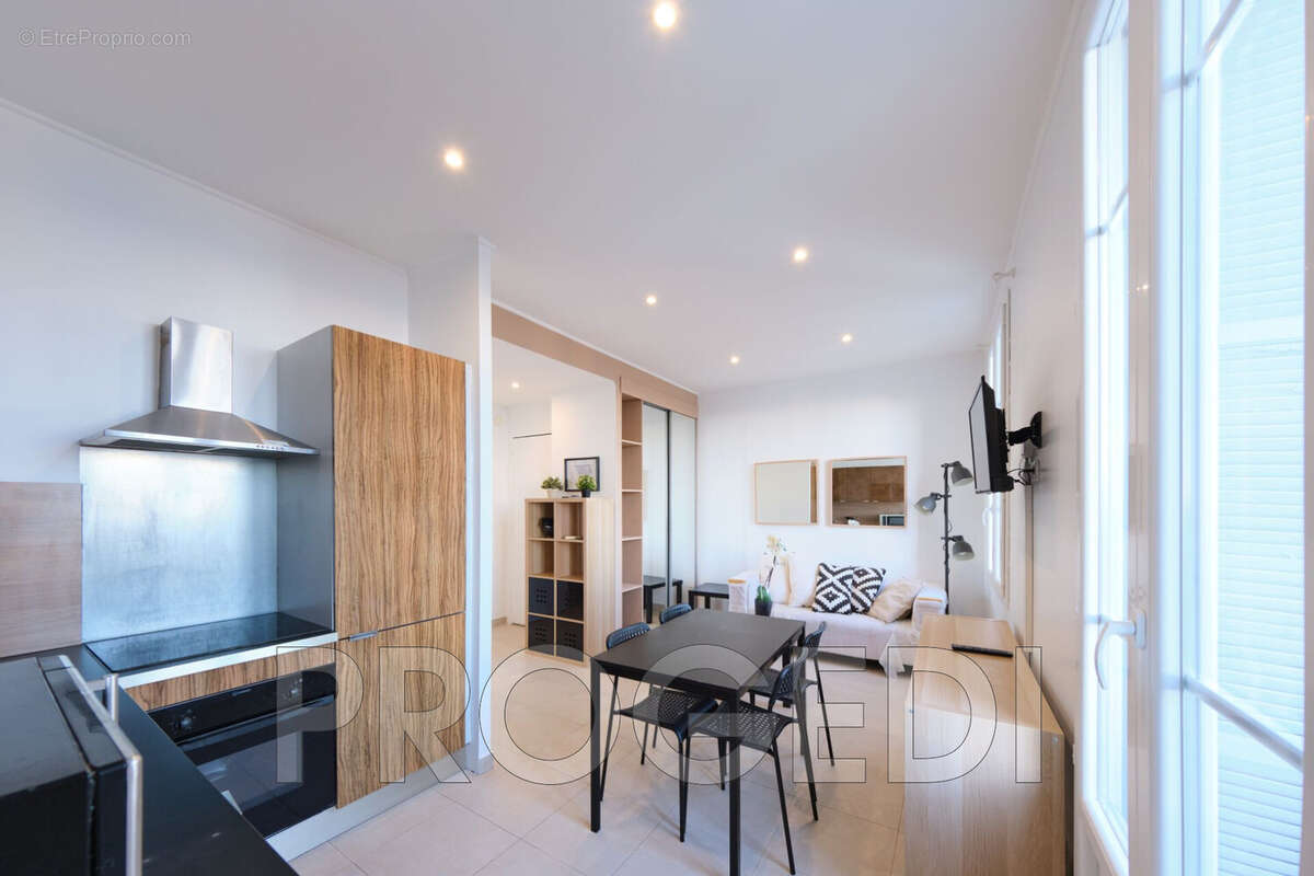 Appartement à BEAUSOLEIL