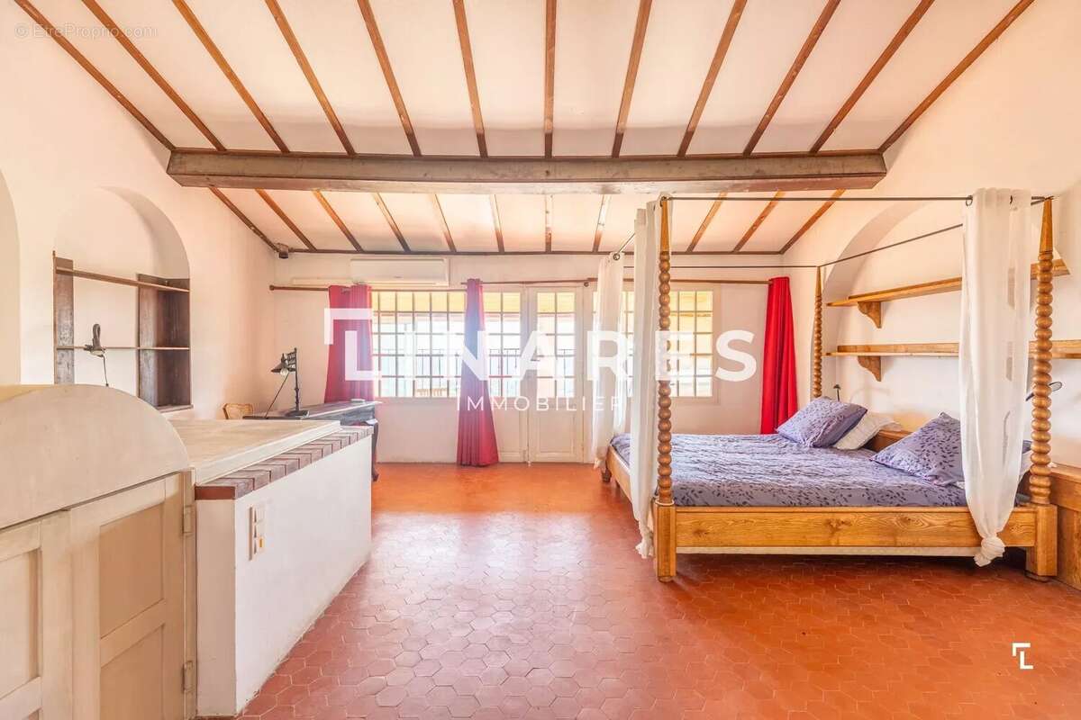 Maison à CALLIAN