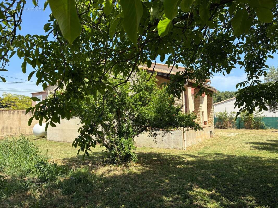 Maison 86 m² à Saint-Genies-De-Malgoires  - photo 2