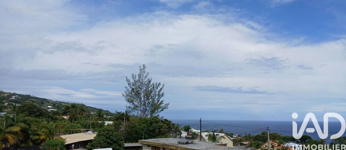 Photo 1 - Maison à SAINT-JOSEPH