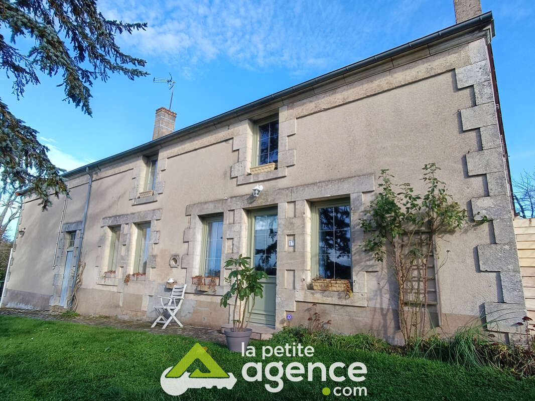 Maison à PRECY