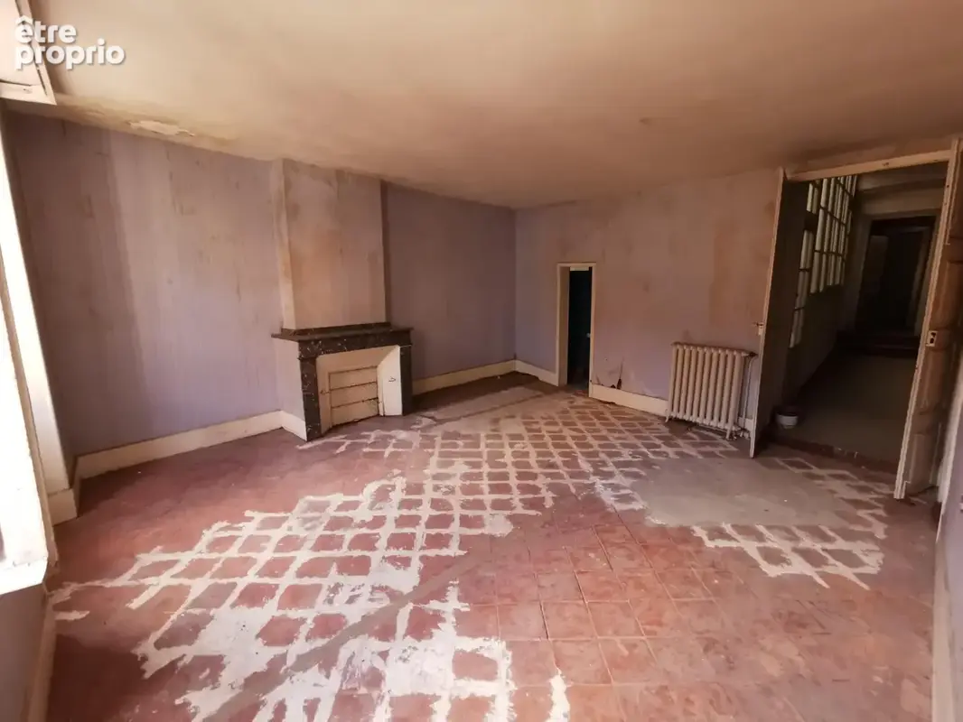 Maison de 251 m2 à rénover avec local commercial - photo 6