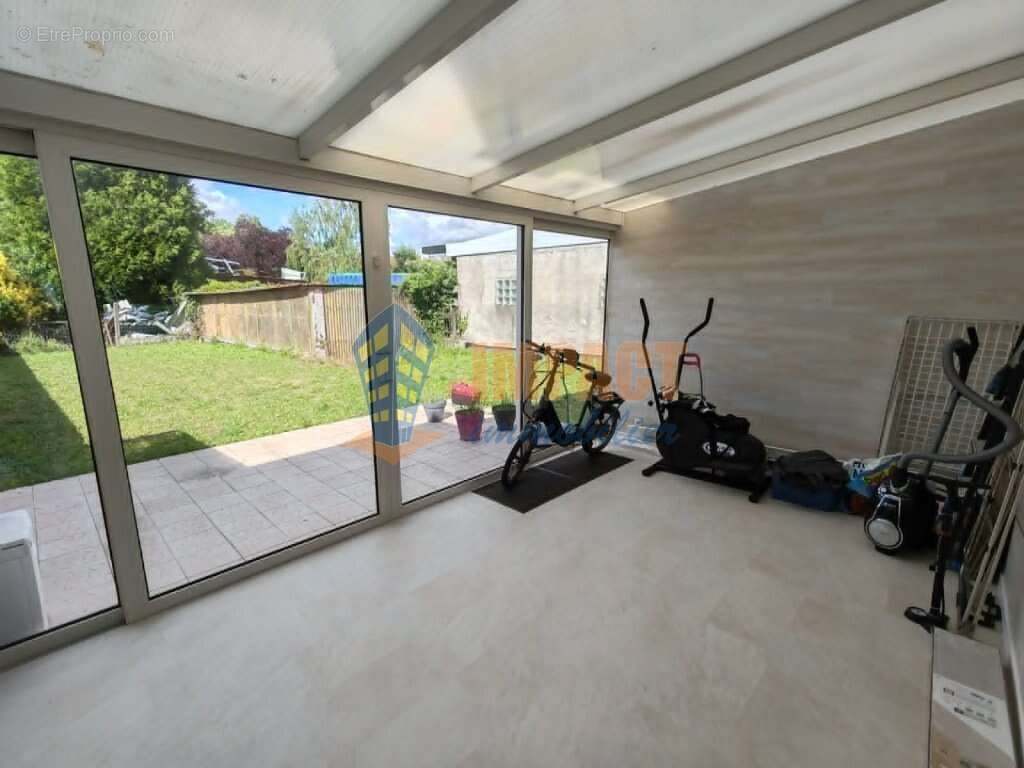 Maison à HOUPLIN-ANCOISNE