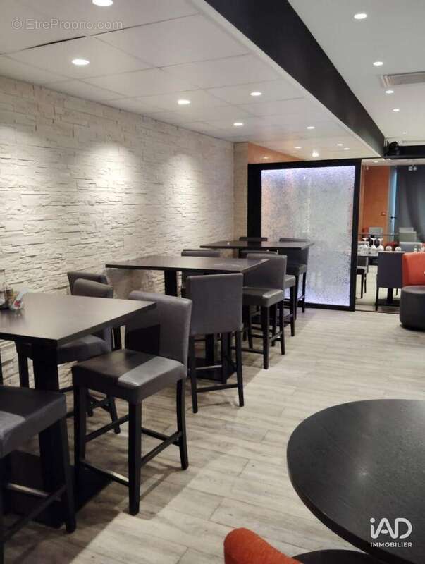 Photo 5 - Commerce à FRANCHEVILLE