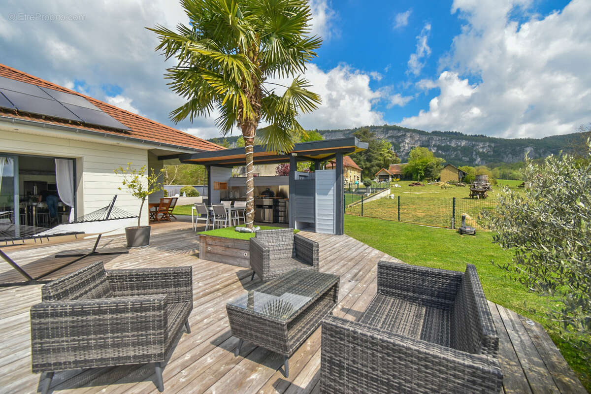 Maison à AIGUEBELETTE-LE-LAC