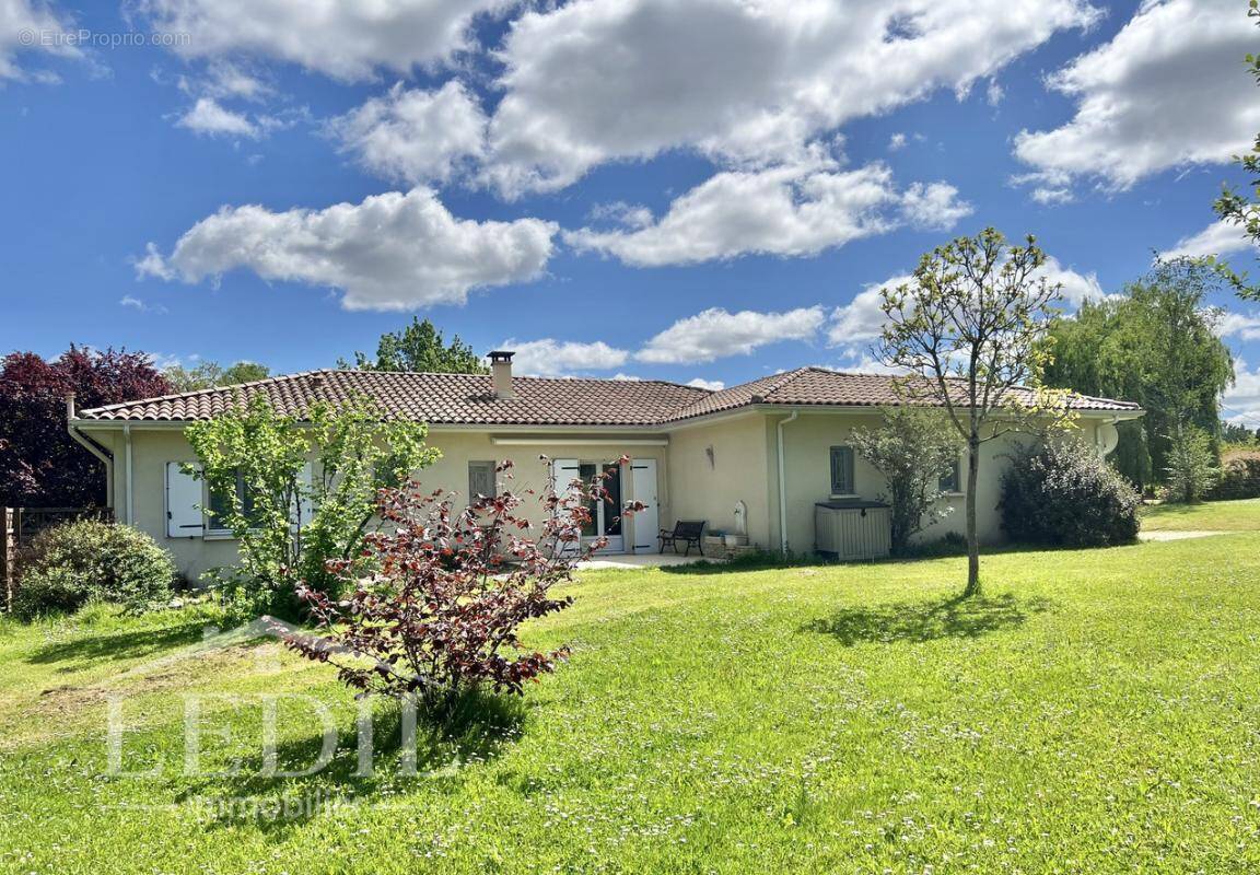 Maison à CASTELJALOUX