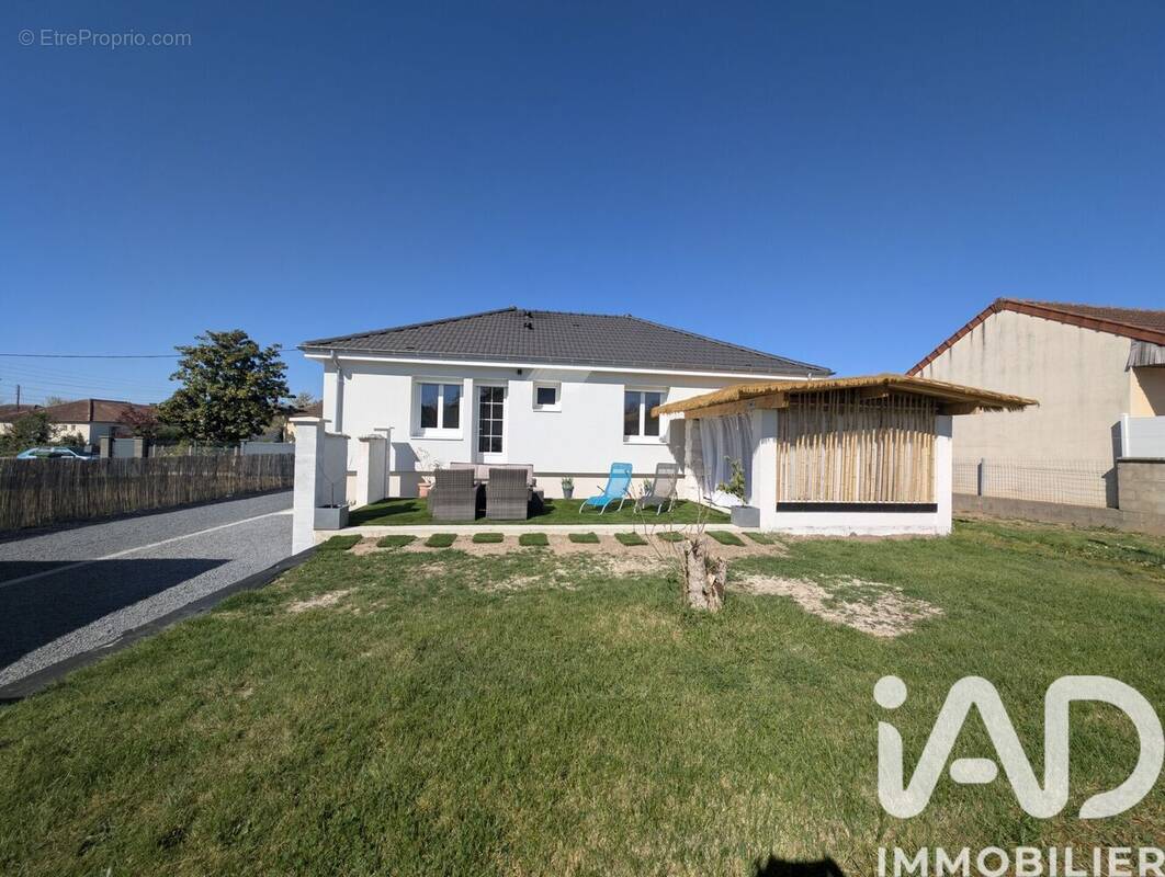 Photo 1 - Maison à YZEURE