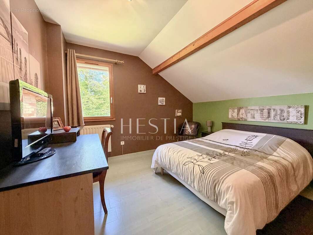 Maison à LES OLLIERES