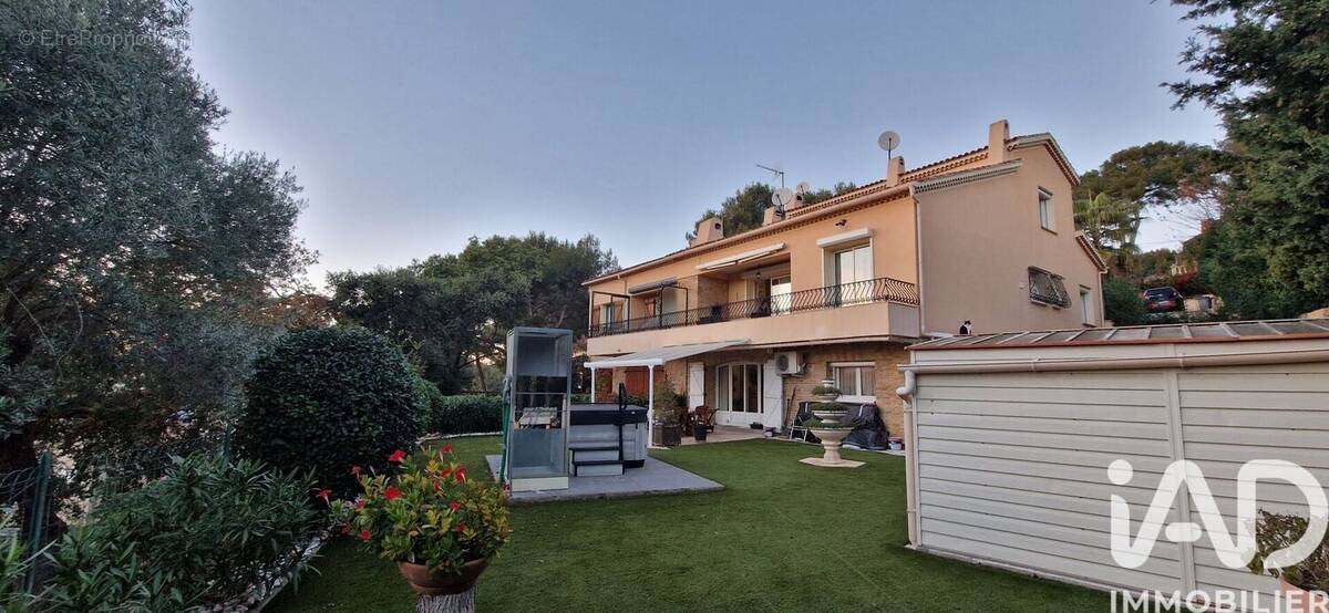 Photo 1 - Maison à LA SEYNE-SUR-MER