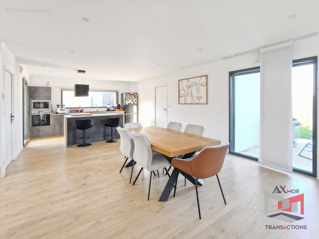 Maison à PLEUMEUR-BODOU