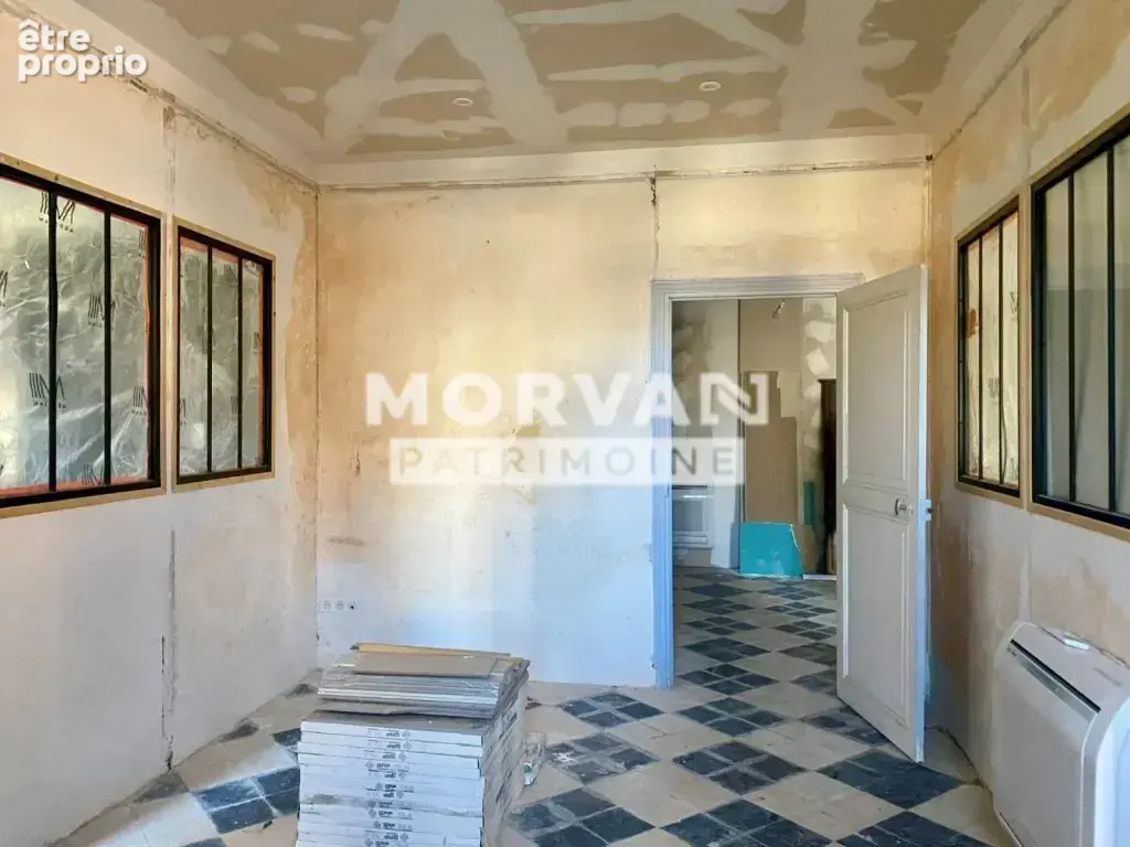 Centre bourg - maison de famille 153 m2 - cour et garage 151000 € - photo 3