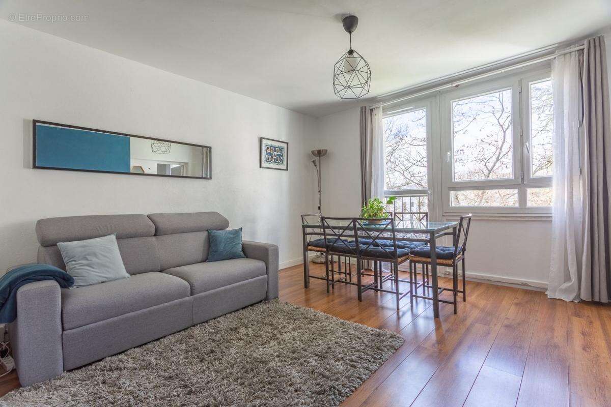 Appartement à CROSNE