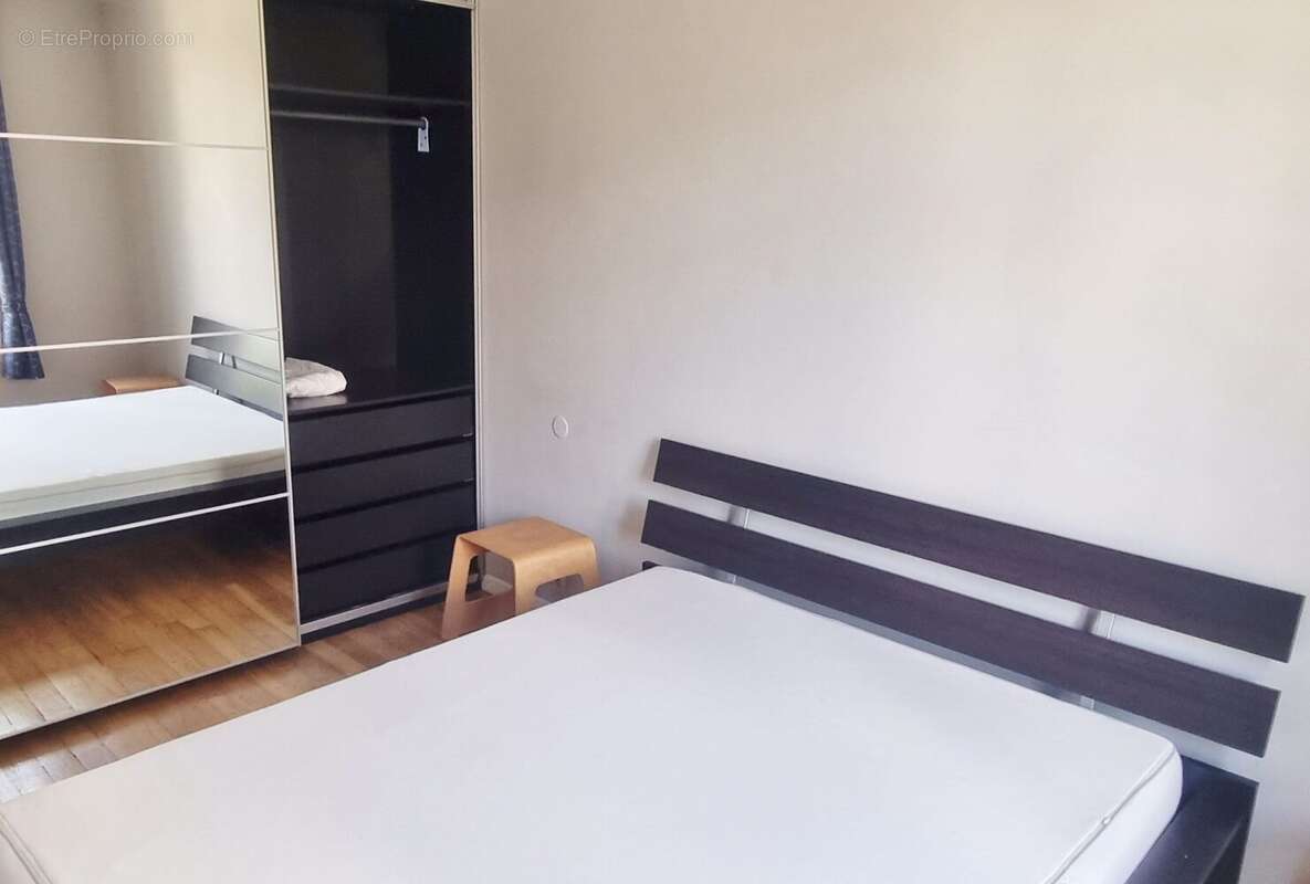 Appartement à CLICHY