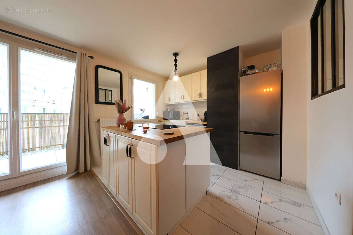 Appartement à CORBEIL-ESSONNES