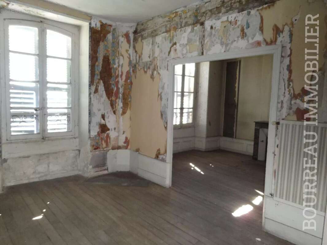 Appartement à JOIGNY