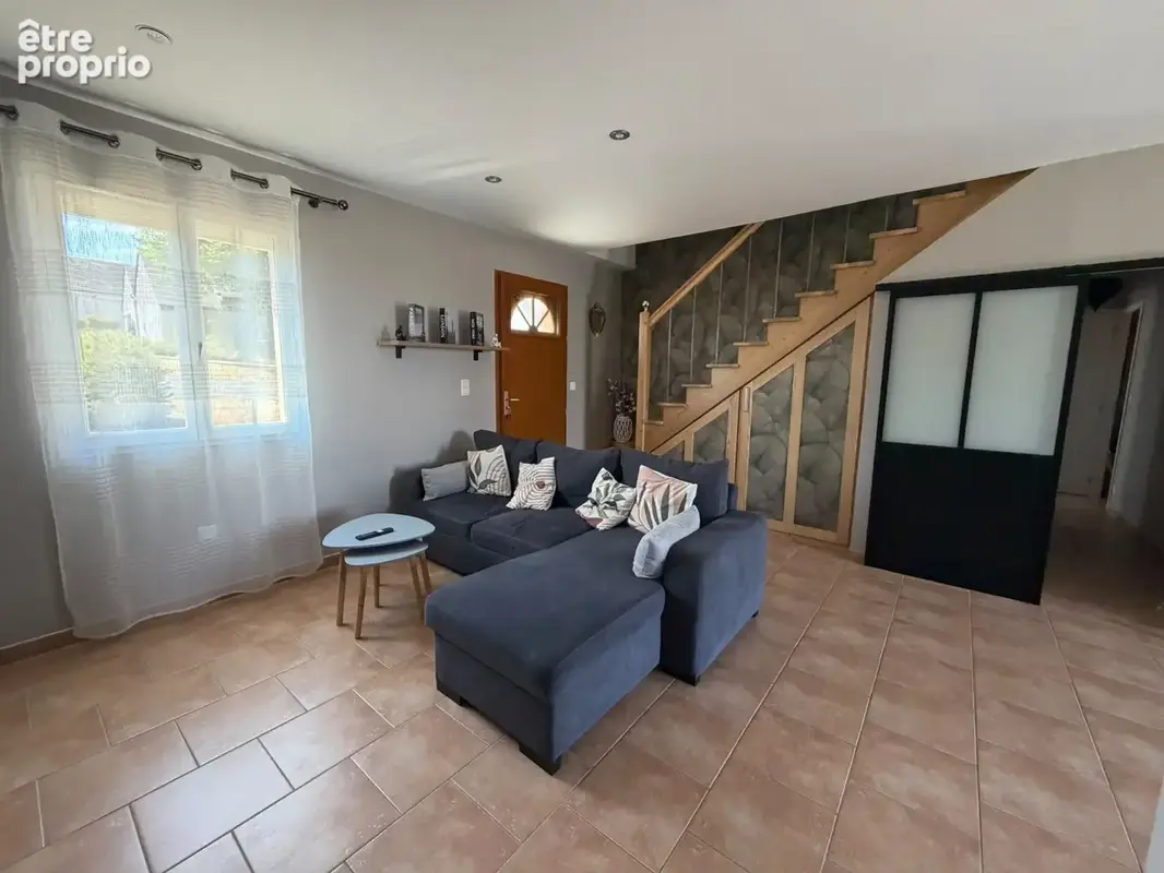 Maison familiale 3 chambres avec double garage   Condé (36100) - photo 7