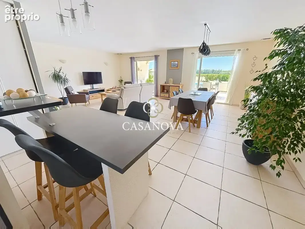 Proche BEZIERS, villa de plain-pied avec piscine, beaux extérieurs et vue panoramqiue - photo 4