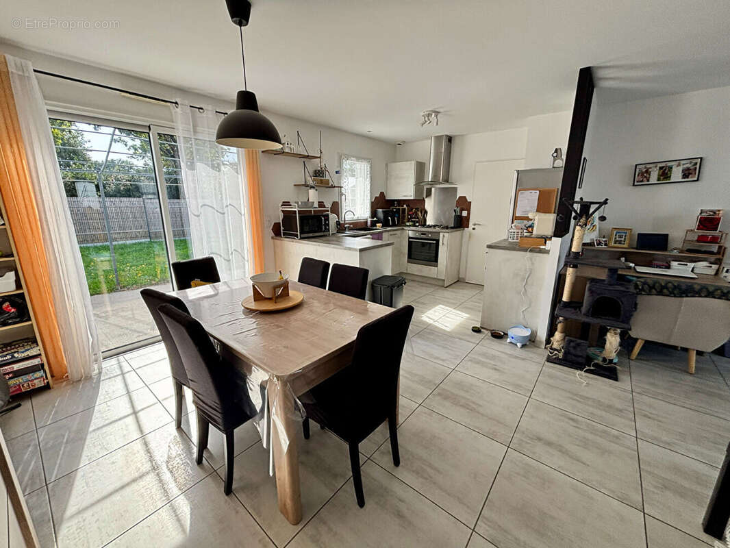 Maison à SALLERTAINE