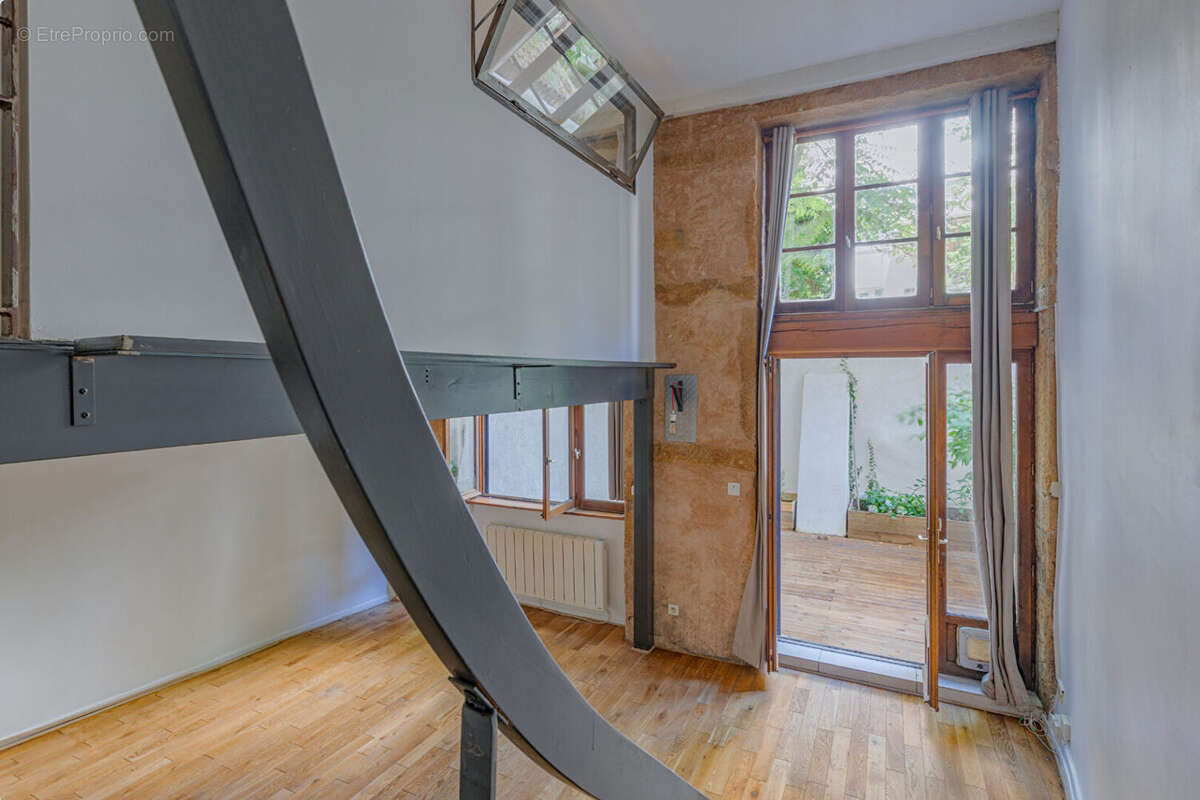 Appartement à LYON-1E