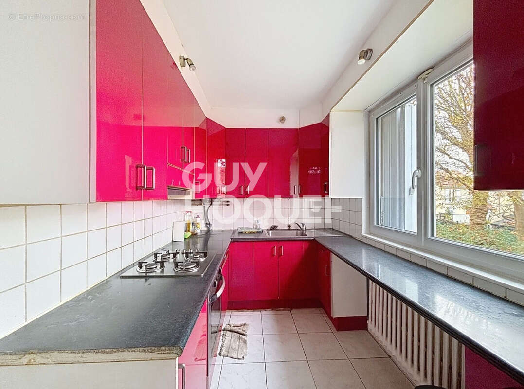 Appartement à STAINS