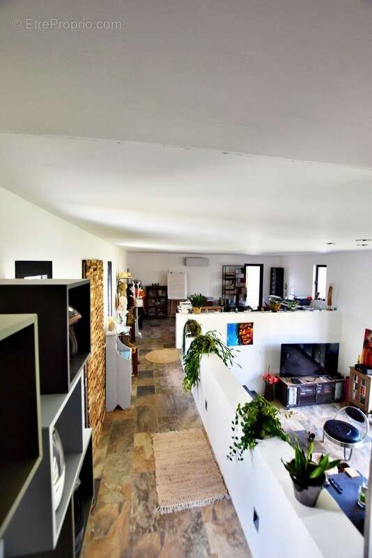 Maison à SOLLIES-TOUCAS