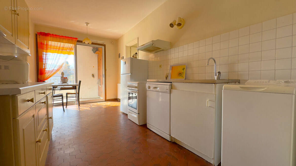 Appartement à MEYLAN