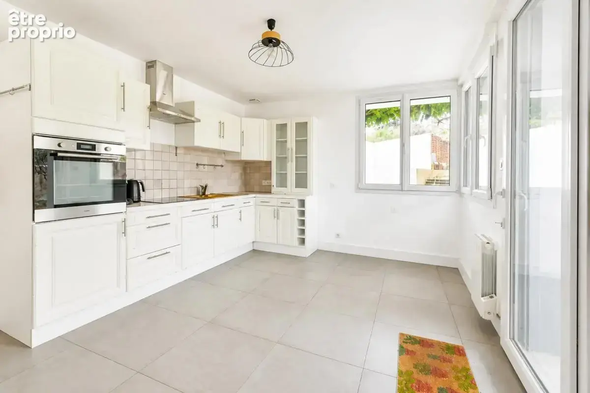 Maison de 8 pièces de 208 m² à Port-Saint-Père - photo 3