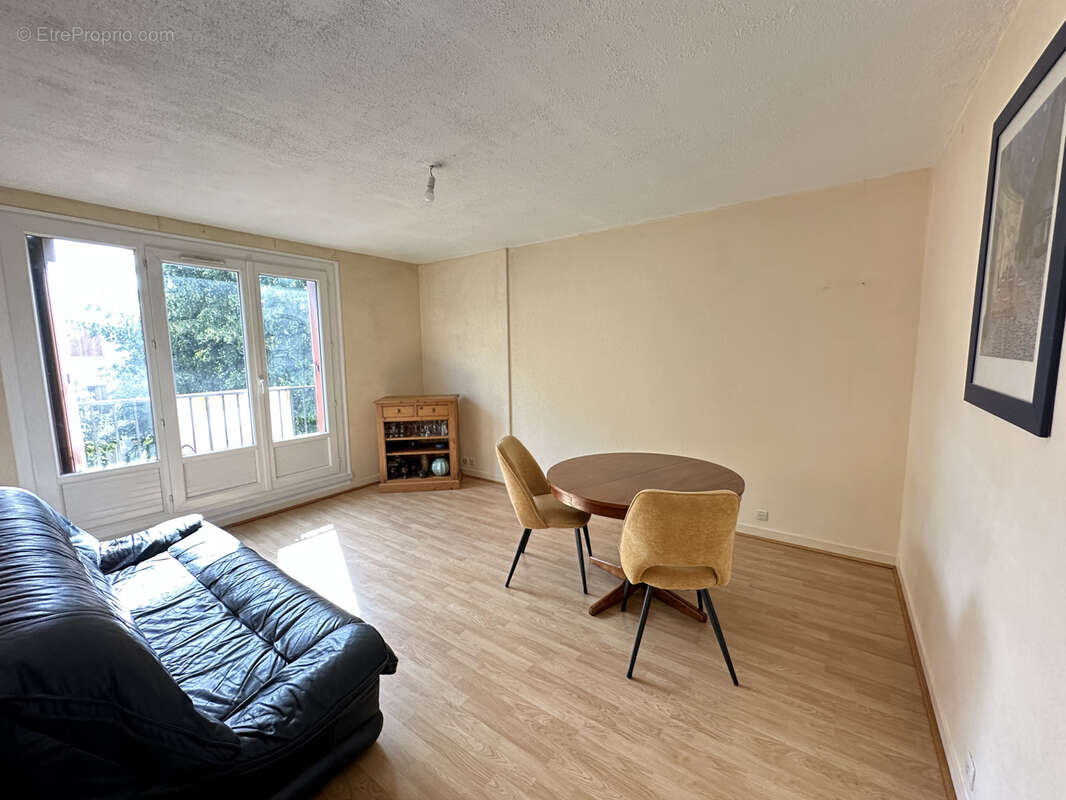 Appartement à BROU-SUR-CHANTEREINE
