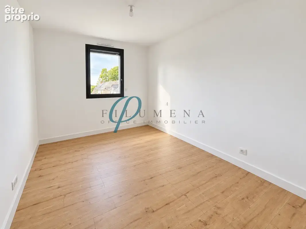 Maison de 2024 de 4 chambres avec jardin et garage - photo 10