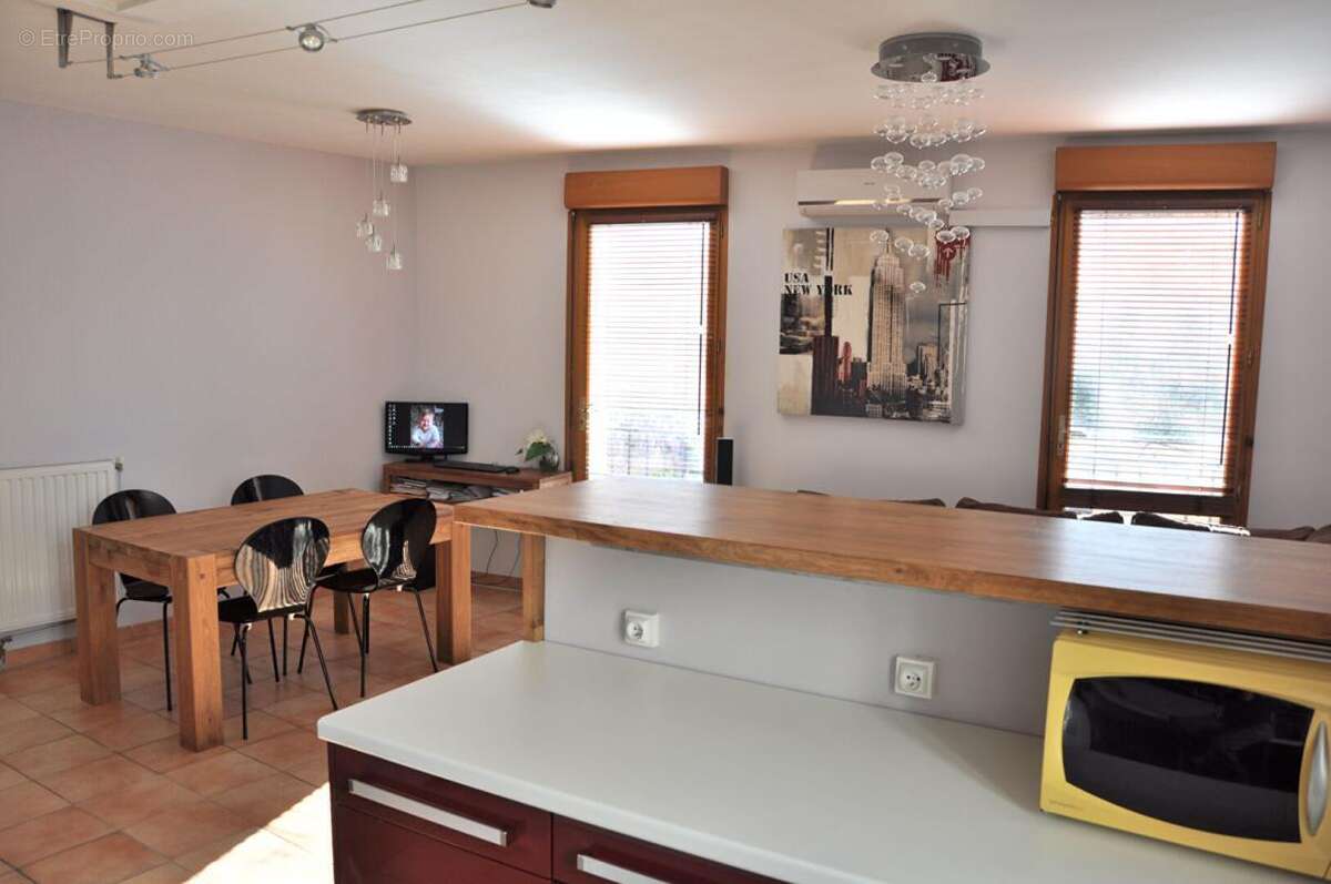 Appartement à PAULHAN